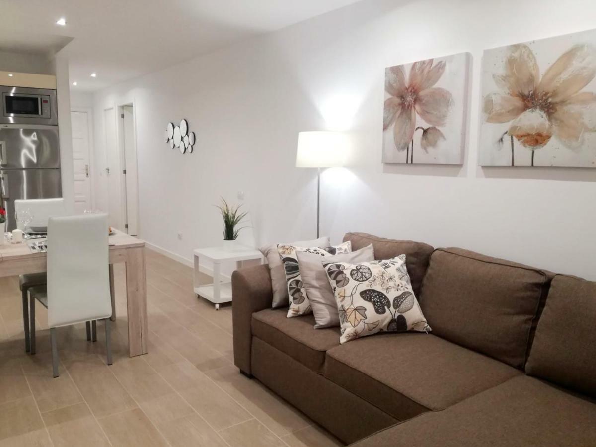 My Sea View Apartment Адехе Екстериор снимка