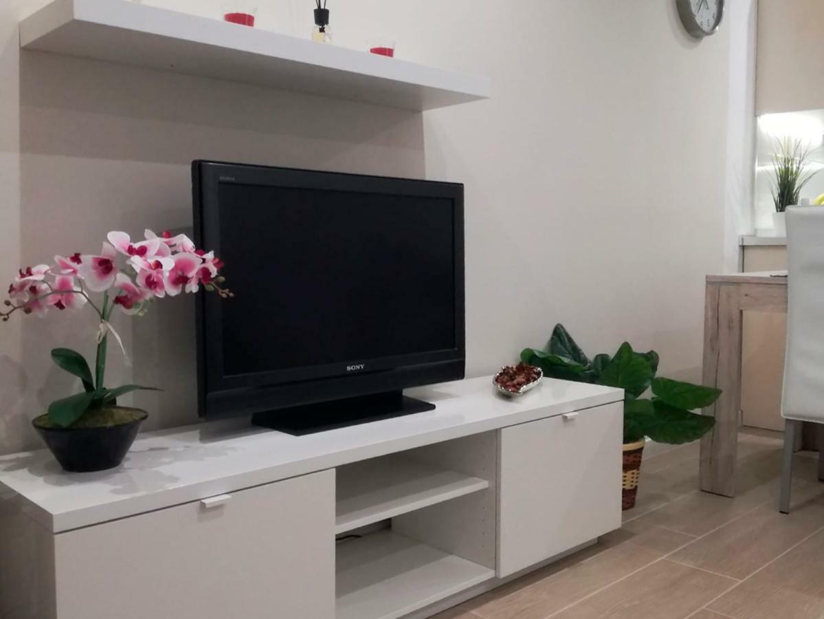 My Sea View Apartment Адехе Екстериор снимка